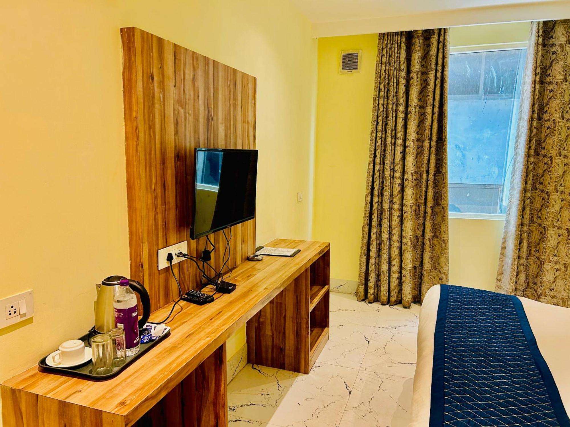 Goodluck House Near Terminal 3 Igi Airport Hotel New Delhi Ngoại thất bức ảnh