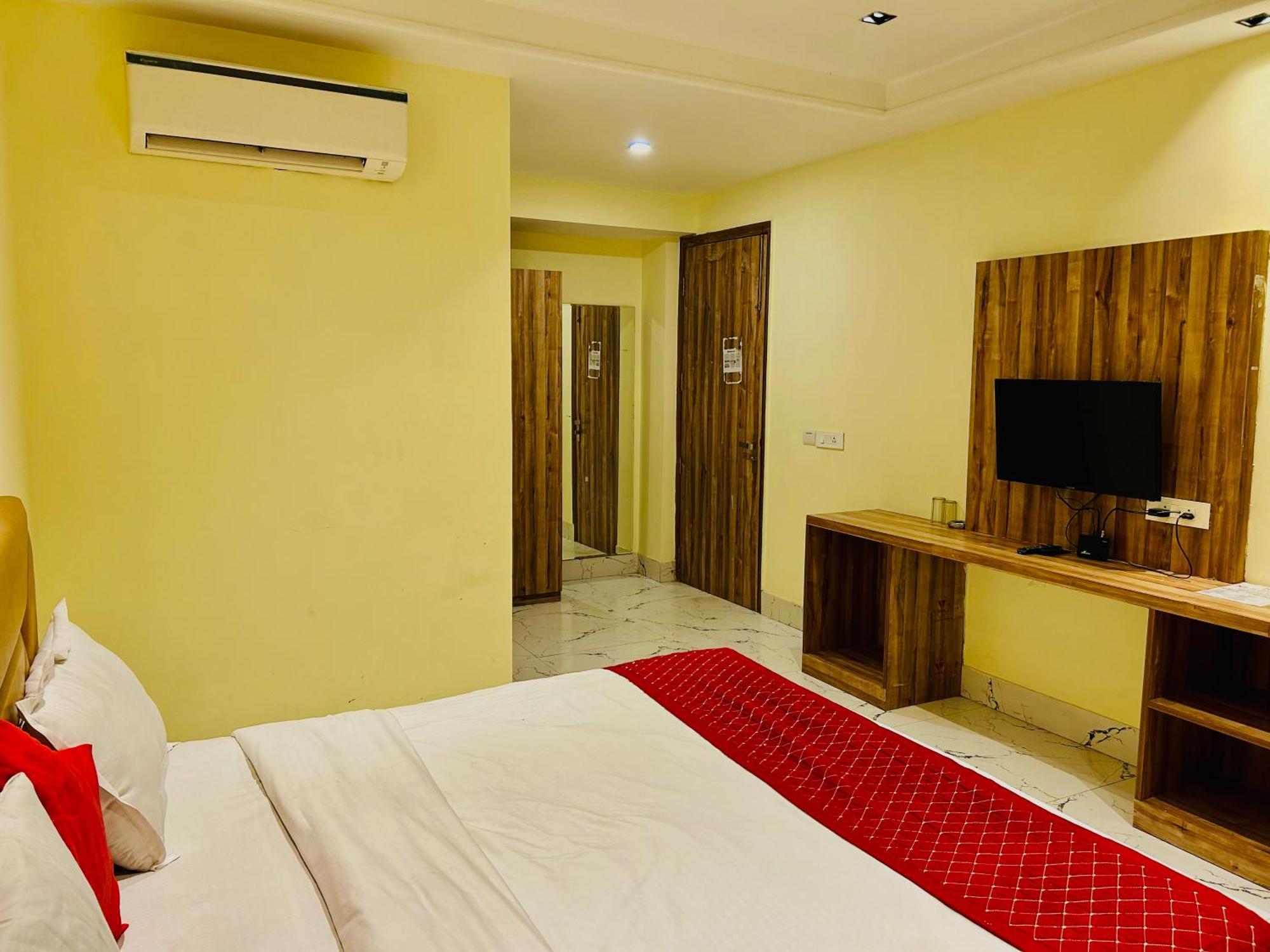 Goodluck House Near Terminal 3 Igi Airport Hotel New Delhi Ngoại thất bức ảnh