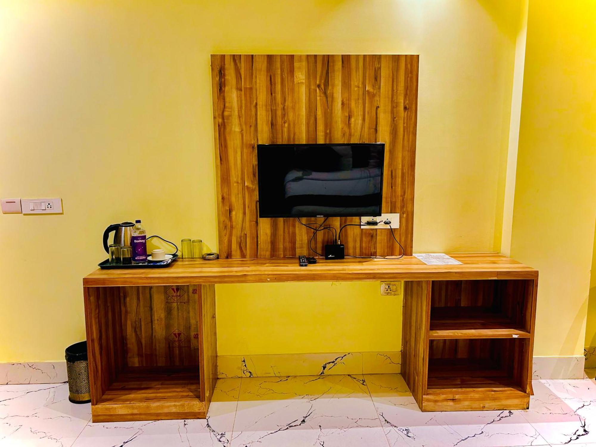 Goodluck House Near Terminal 3 Igi Airport Hotel New Delhi Ngoại thất bức ảnh
